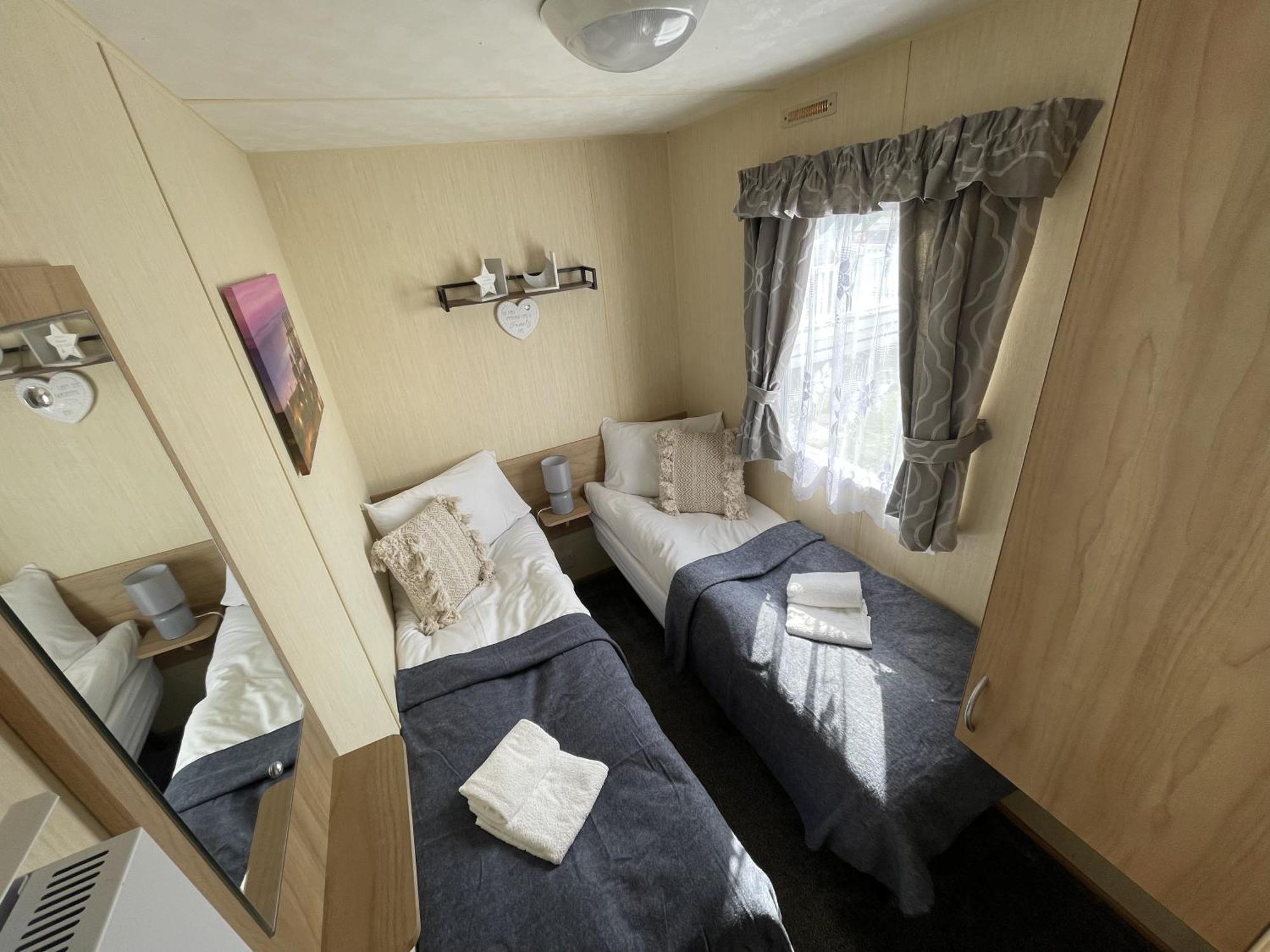 3 Bedroom Caravan, Edi Rita, Robin Hood, Pet Friendly Meliden Екстер'єр фото