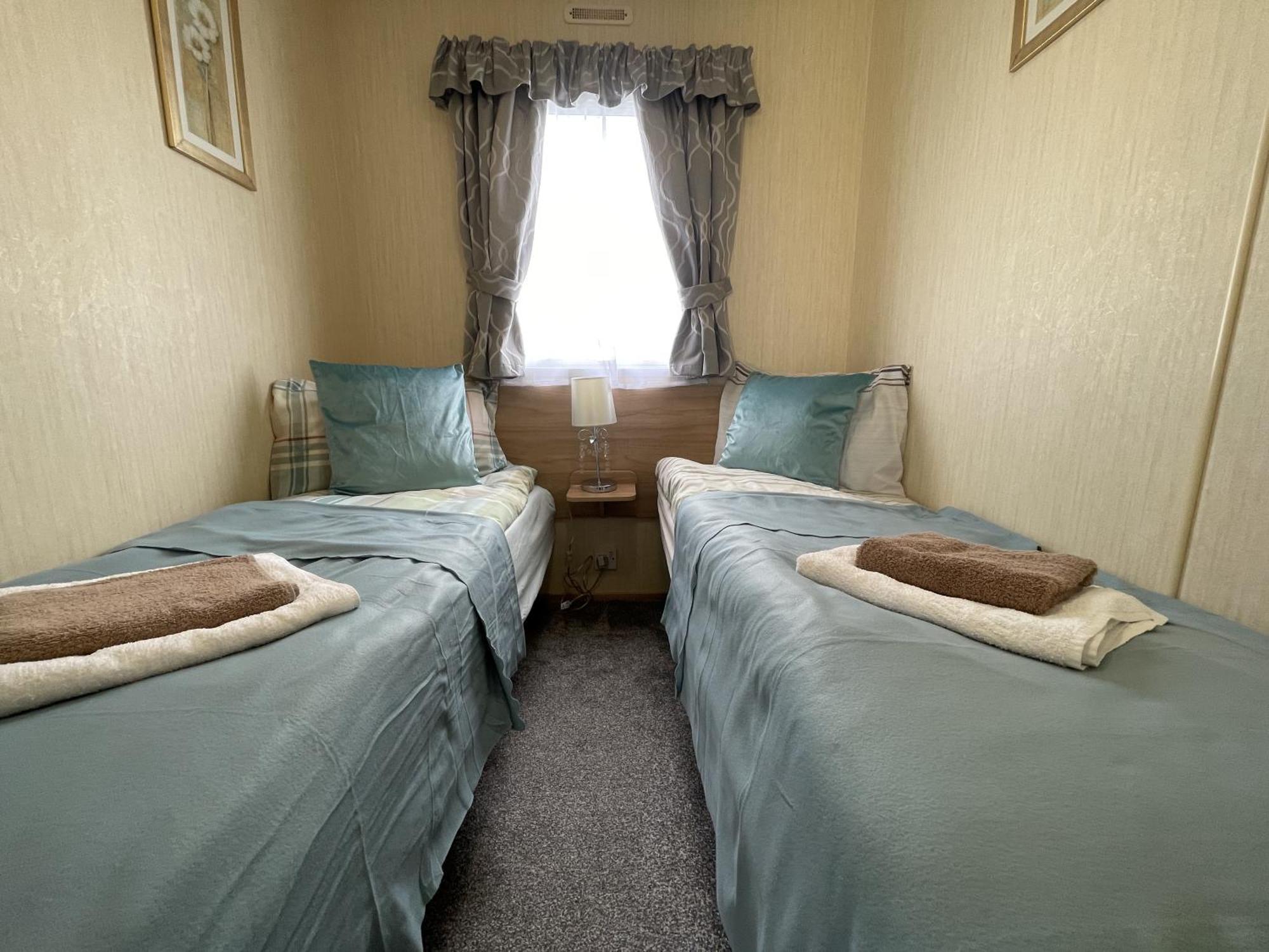 3 Bedroom Caravan, Edi Rita, Robin Hood, Pet Friendly Meliden Екстер'єр фото
